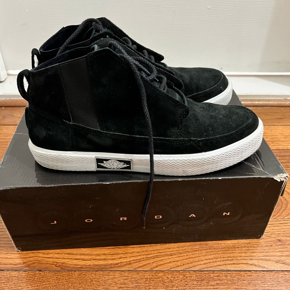 Jordan V.2 Grown Black White Sneakers